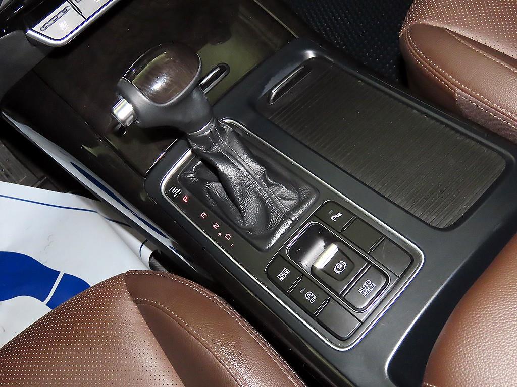 KIA Sorento - Vista 12