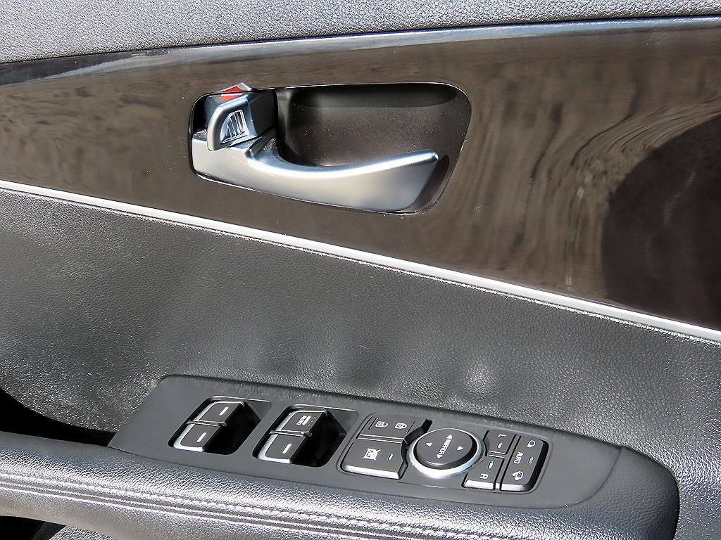 KIA Sorento - Vista 11