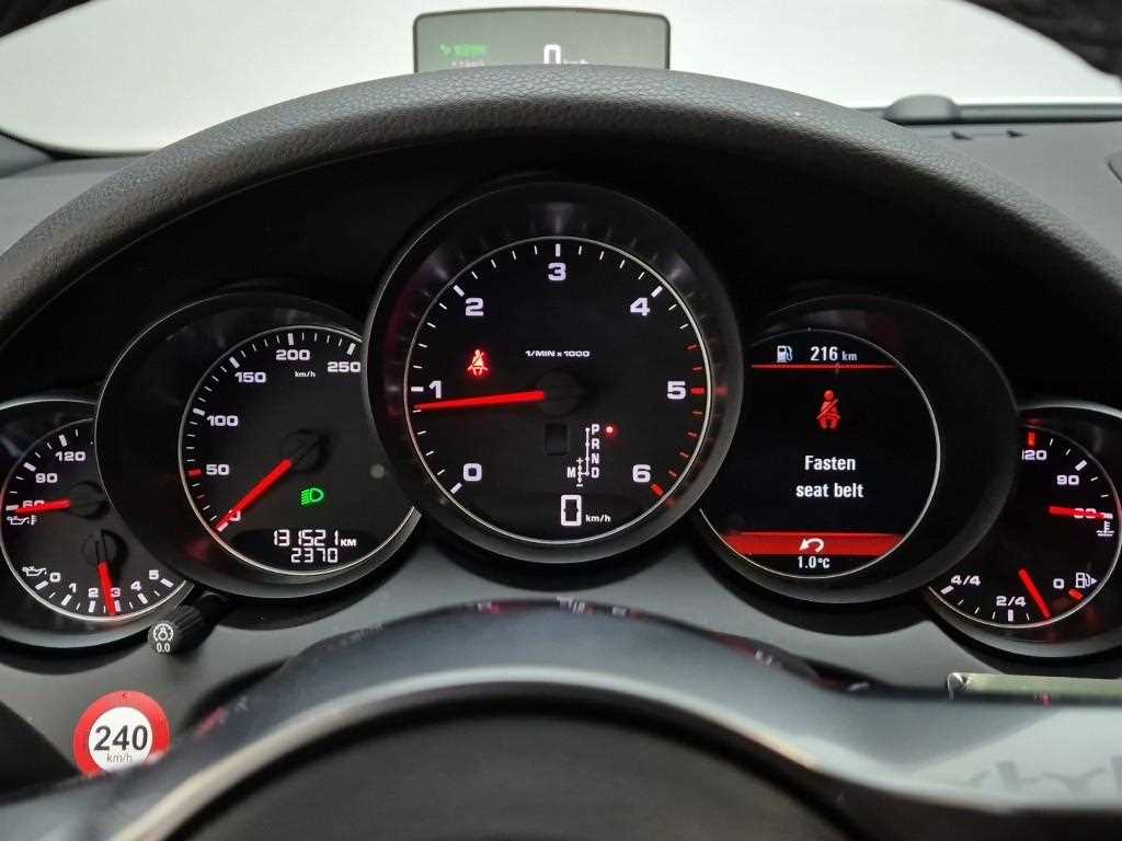 Porsche Cayenne - Vista 6