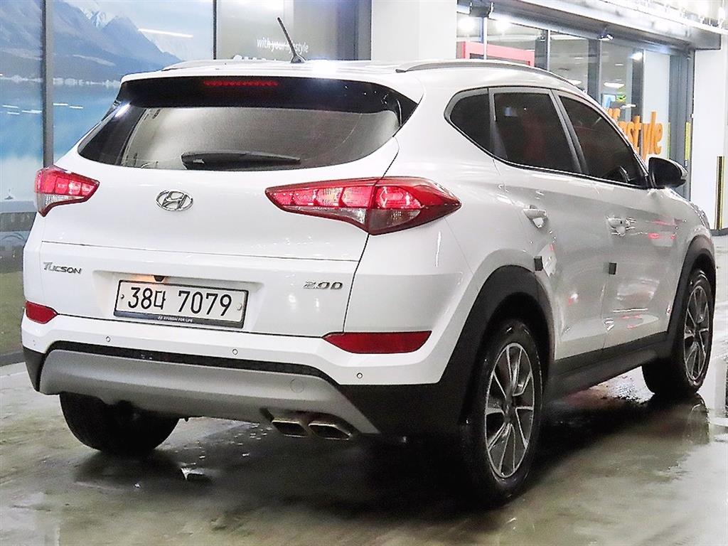HYUNDAI Tucson - Vista 4