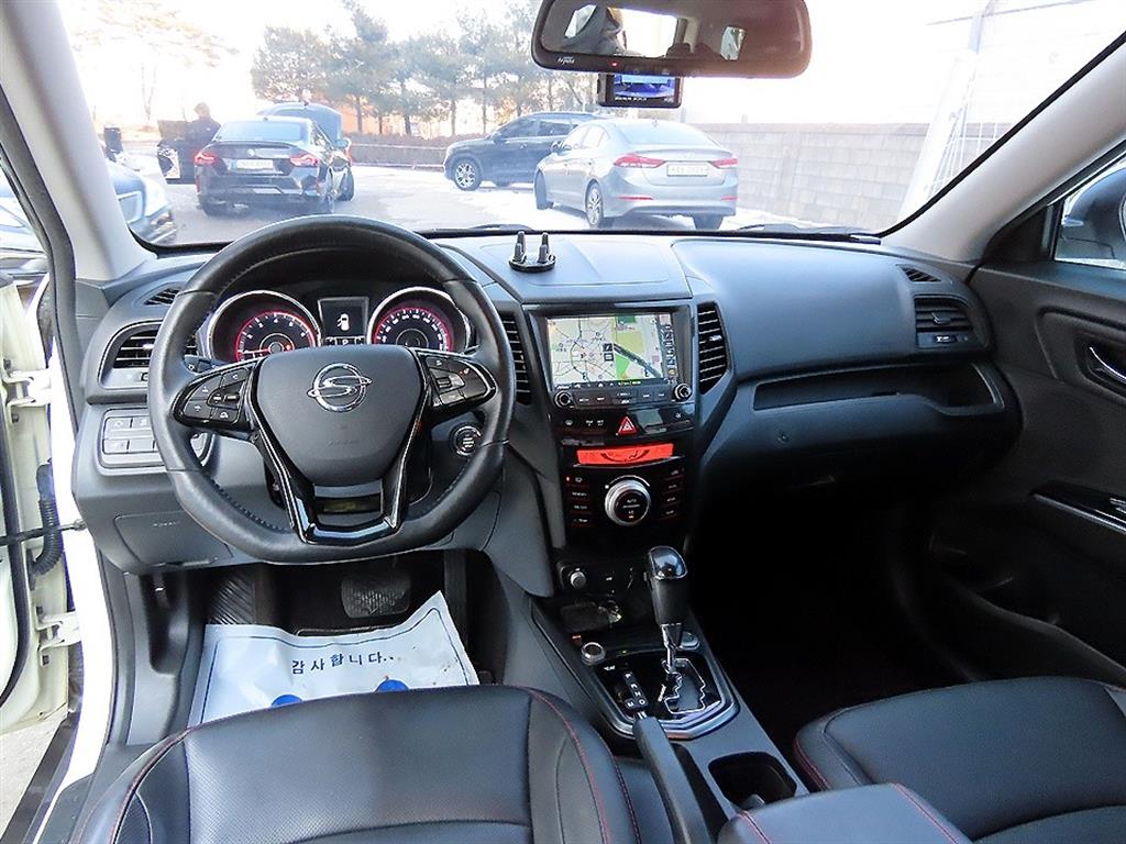 Ssangyong Tivoli - Vista 7