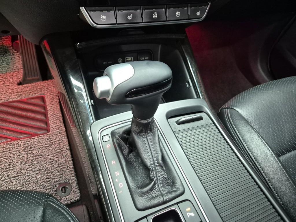 KIA Sorento 2015 Blanco - Importación desde Corea - HF Imports Iquique - Foto 13