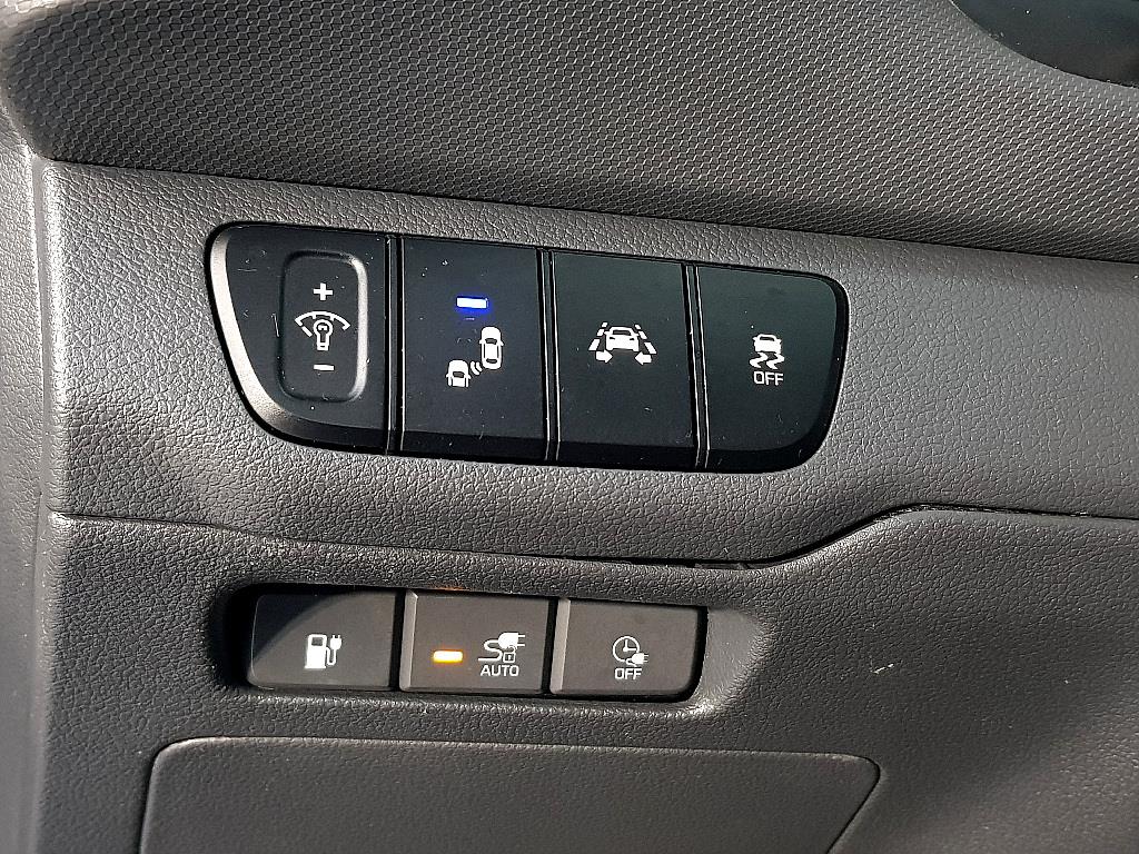 HYUNDAI Ioniq - Vista 11