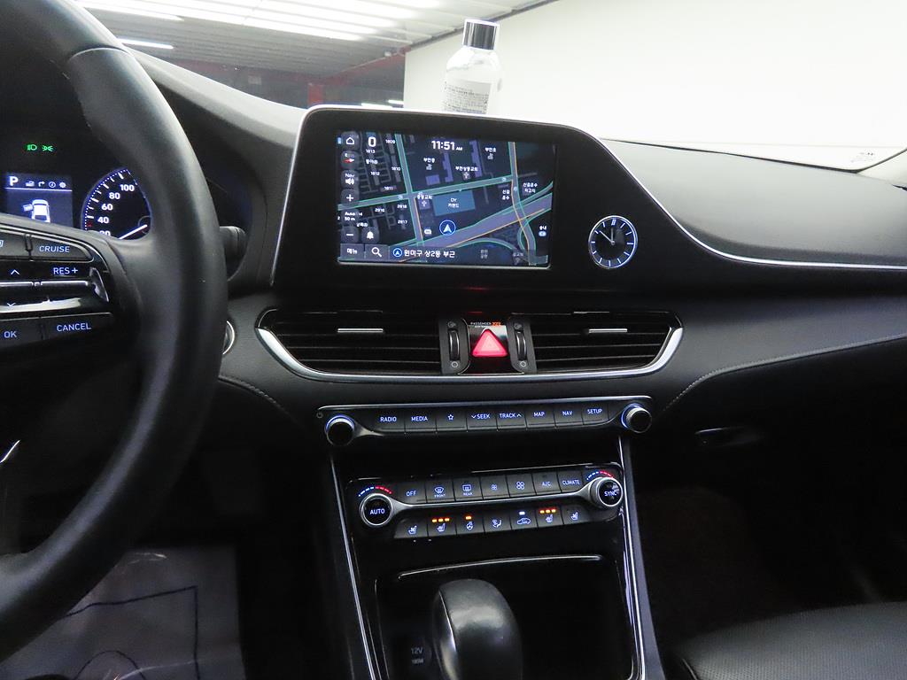 HYUNDAI Grandeur - Vista 10