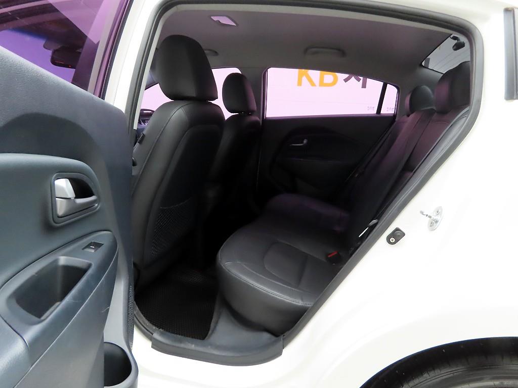 KIA Pride 2012 - Importación desde Corea - HF Imports Iquique - Foto 14