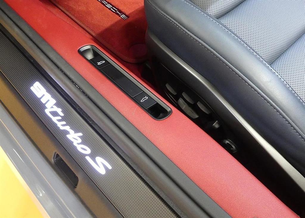 Porsche 911 - Vista 12