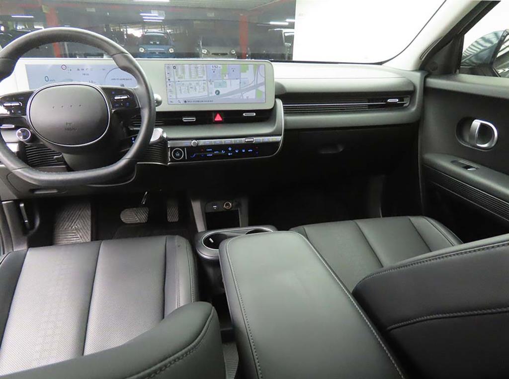 HYUNDAI Ioniq 5 - Vista 7