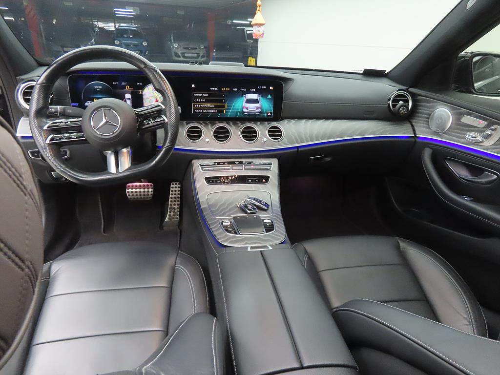 Mercedes Benz E class - Vista 7