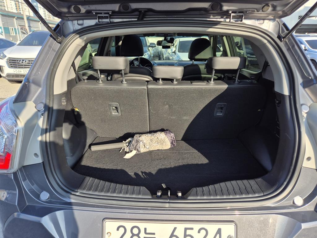 Ssangyong Tivoli 2015 Gris - Importación desde Corea - HF Imports Iquique - Foto 16