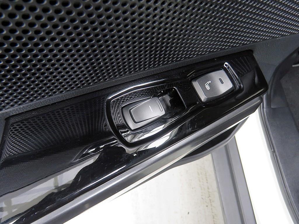 Ssangyong Tivoli - Vista 10