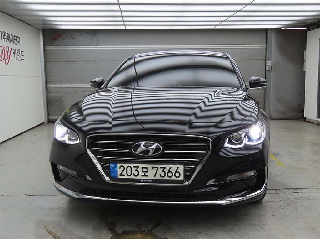 HYUNDAI Grandeur - Vista 2