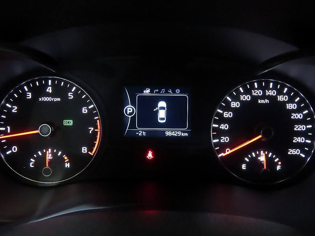 KIA K5 - Vista 9