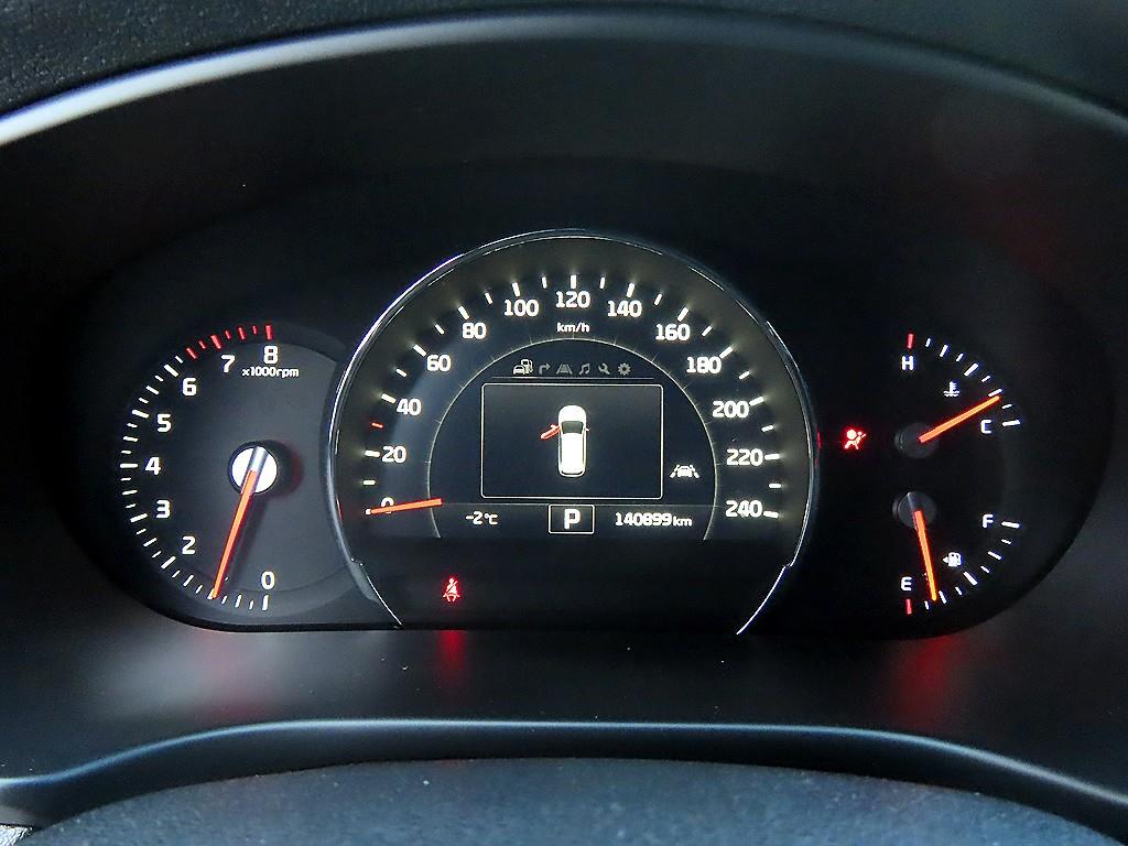 KIA Sorento - Vista 9
