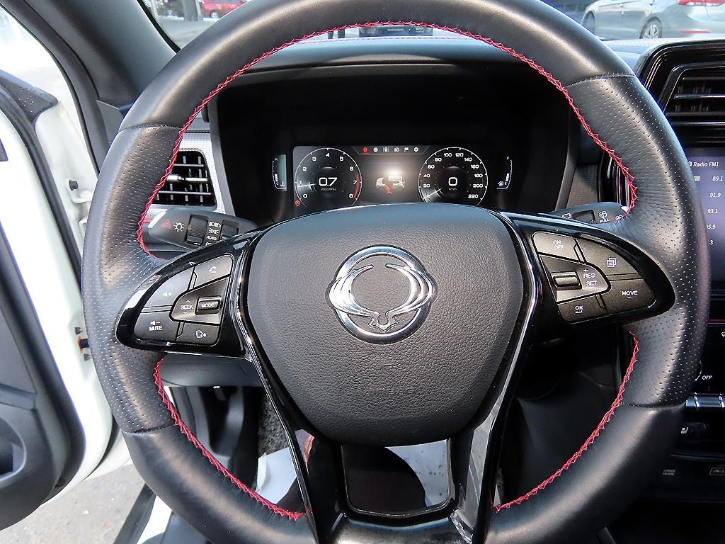 Ssangyong Tivoli - Vista 8