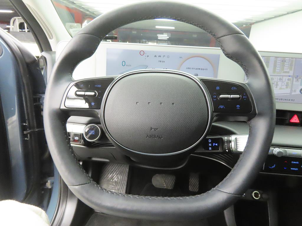 HYUNDAI Ioniq 5 - Vista 8