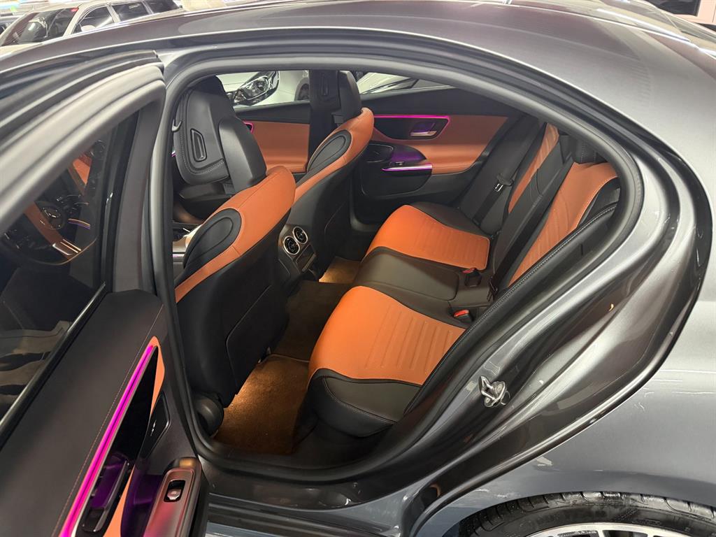 Mercedes Benz C Class - Vista 9