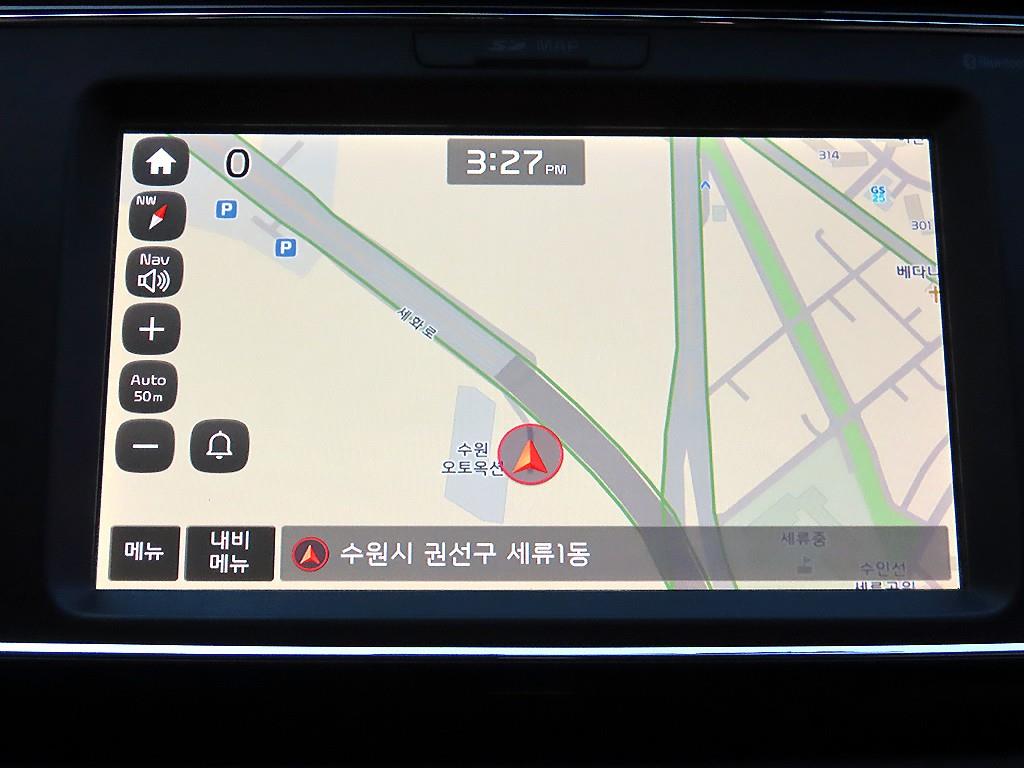 KIA Carnival - Vista 12