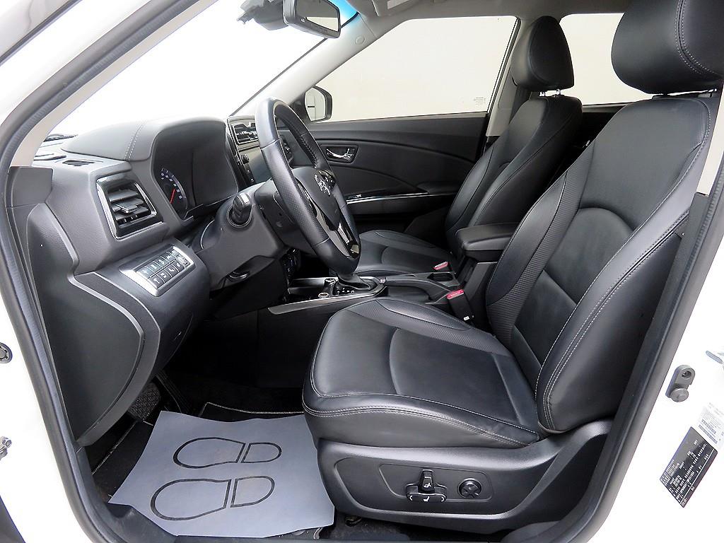 Ssangyong Tivoli - Vista 7