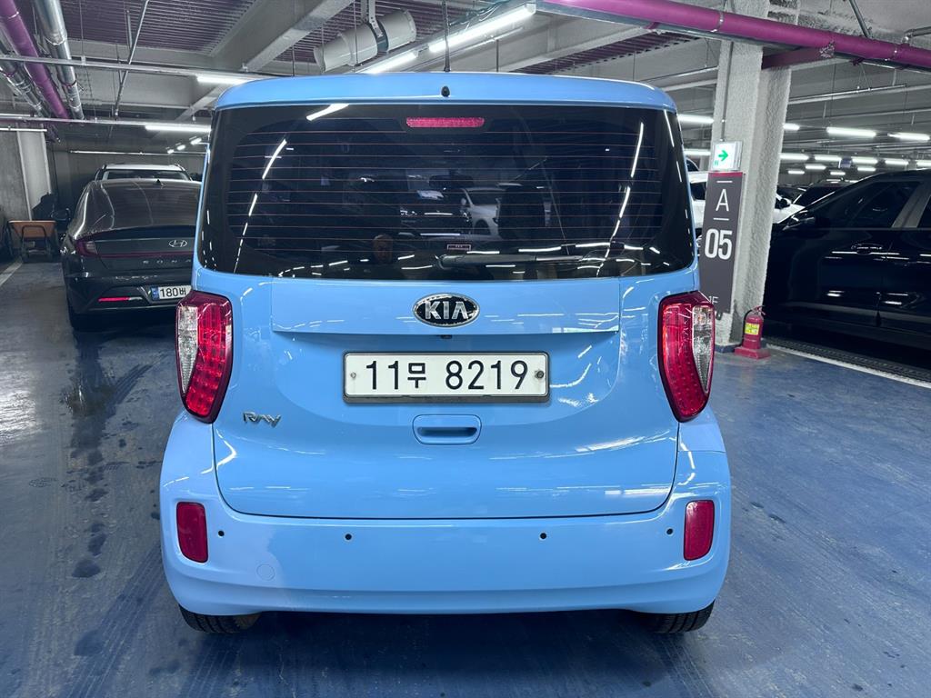 KIA Ray - Vista 5