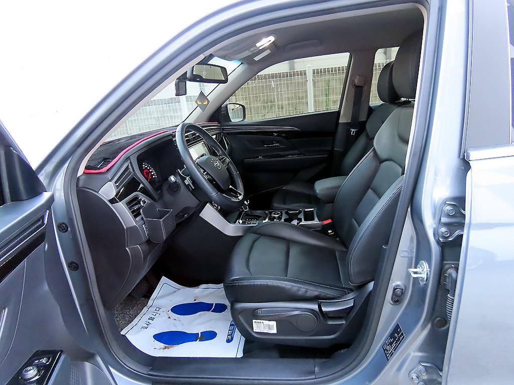 Ssangyong Korando - Vista 5