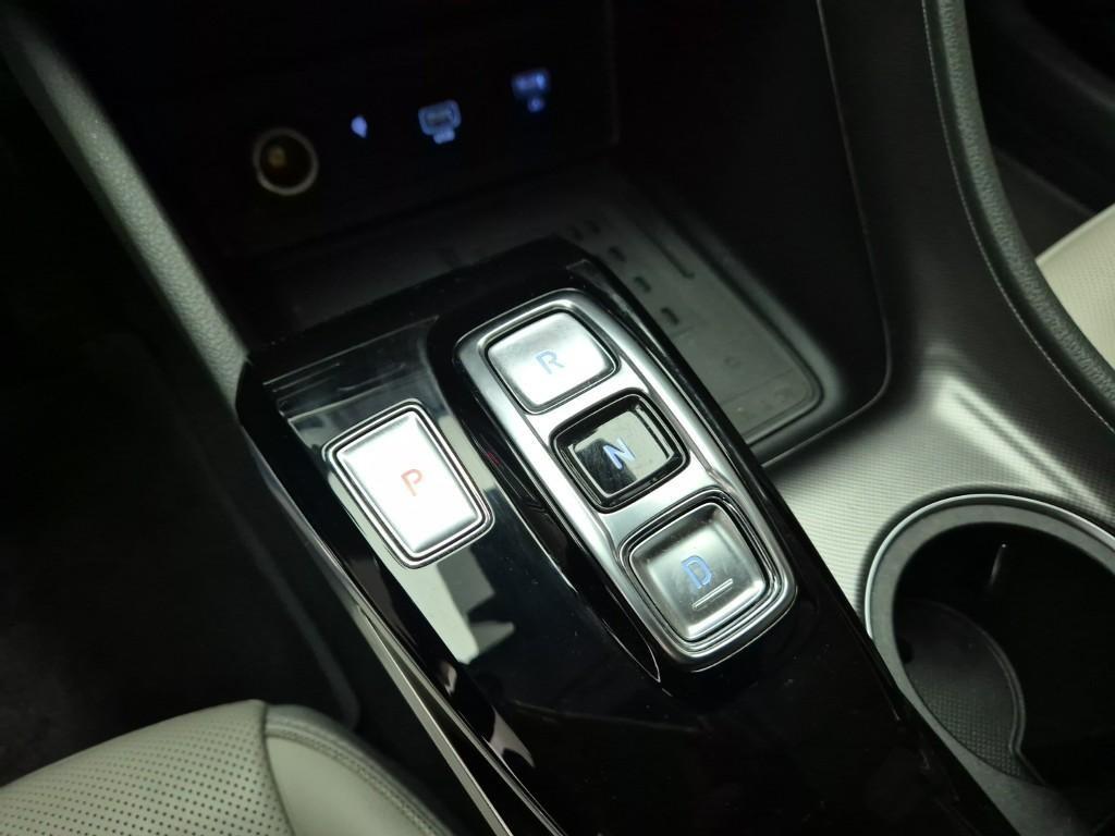 HYUNDAI Sonata - Vista 8