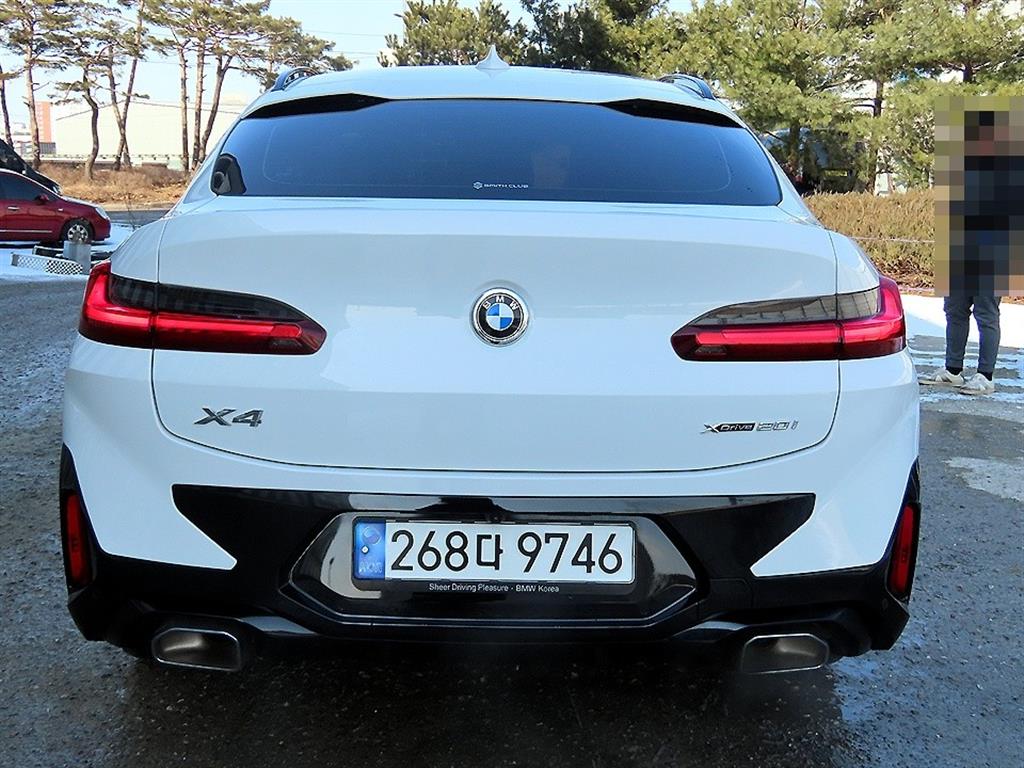 BMW X4 - Vista 4