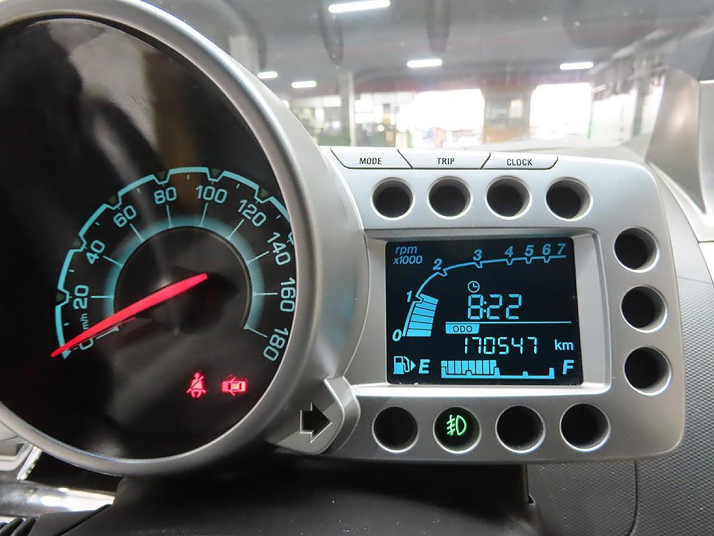 Chevrolet Spark - Vista 11