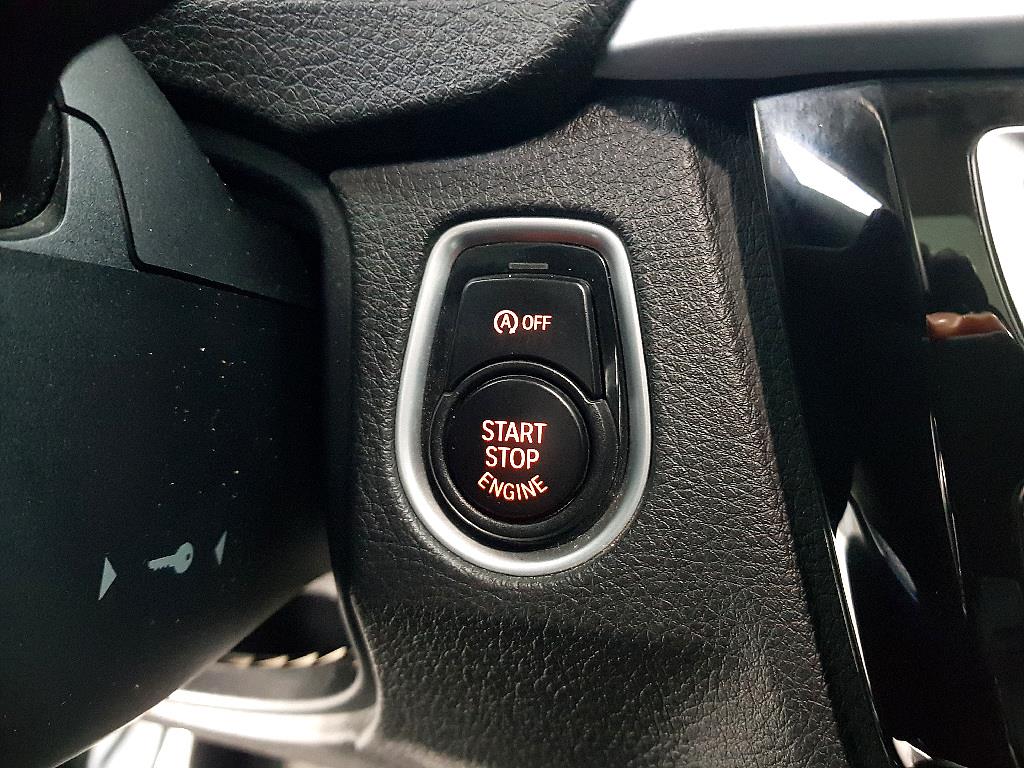 BMW 3 series 2017 Azul - Importación desde Corea - HF Imports Iquique - Foto 14