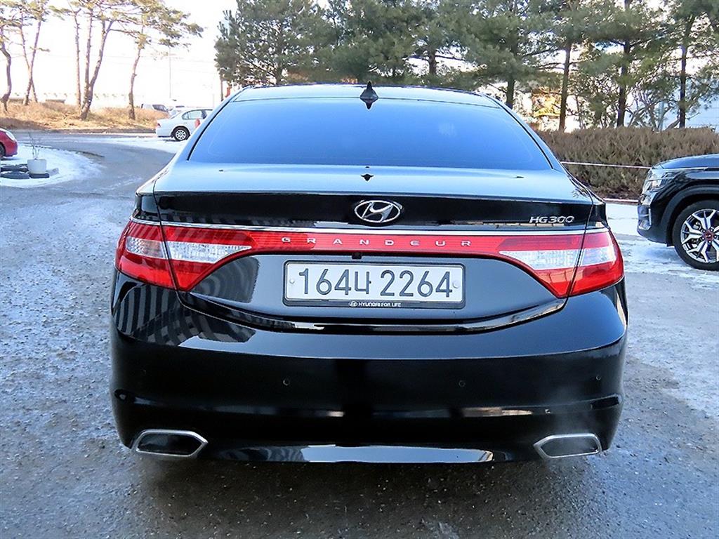 HYUNDAI Grandeur - Vista 4