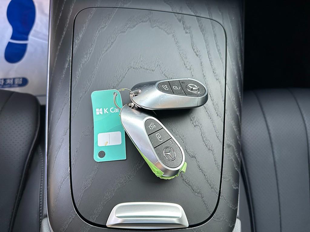 Mercedes Benz E class - Vista 10