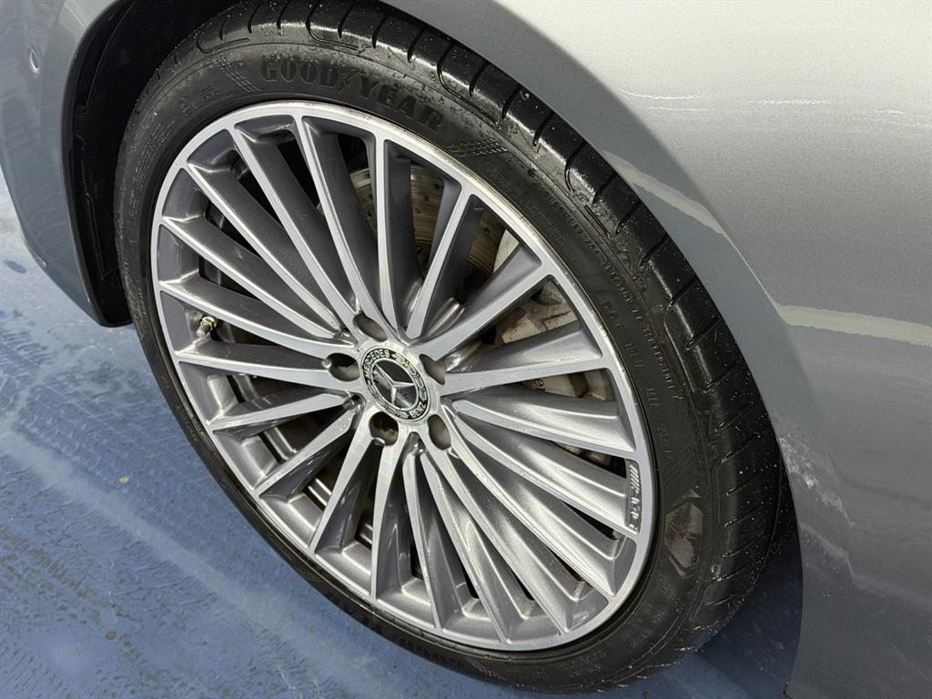 Mercedes Benz C Class - Vista 7