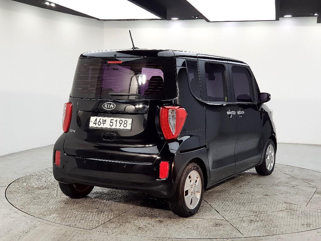 KIA Ray - Vista 4
