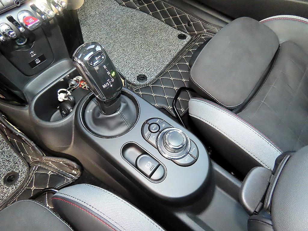 Mini Cooper - Vista 10