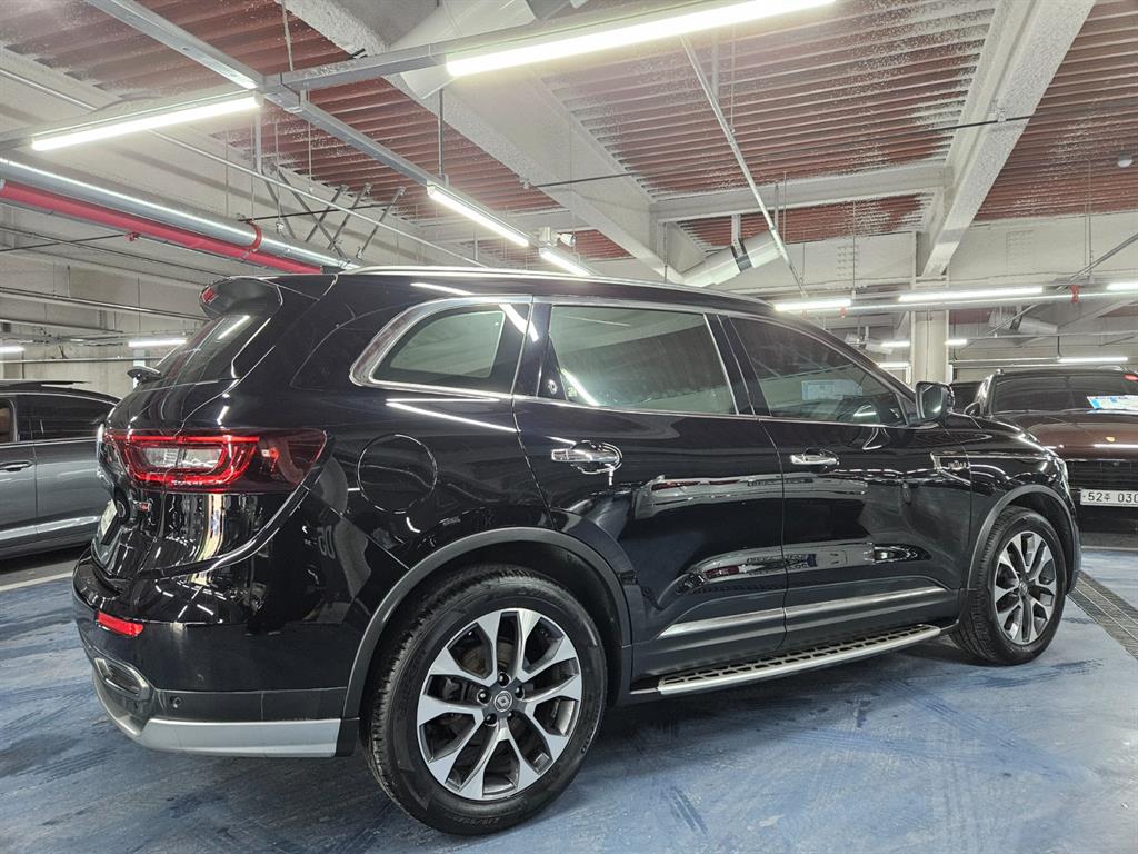 SAMSUNG QM6 - Vista 4