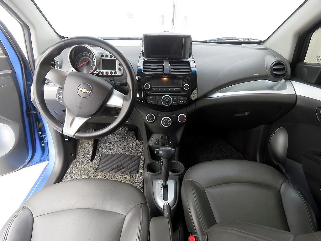 Chevrolet Spark - Vista 8