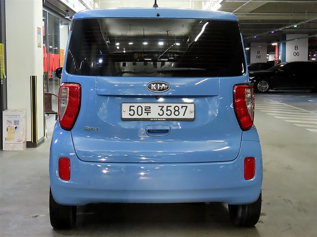 KIA Ray - Vista 5