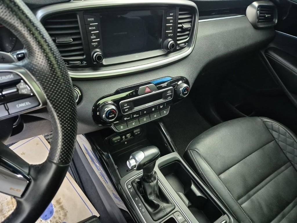 KIA Sorento - Vista 10