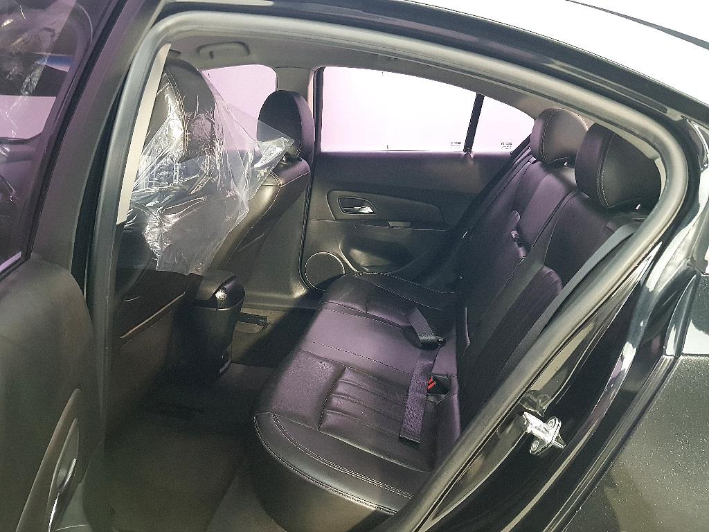 Chevrolet Cruise - Vista 9