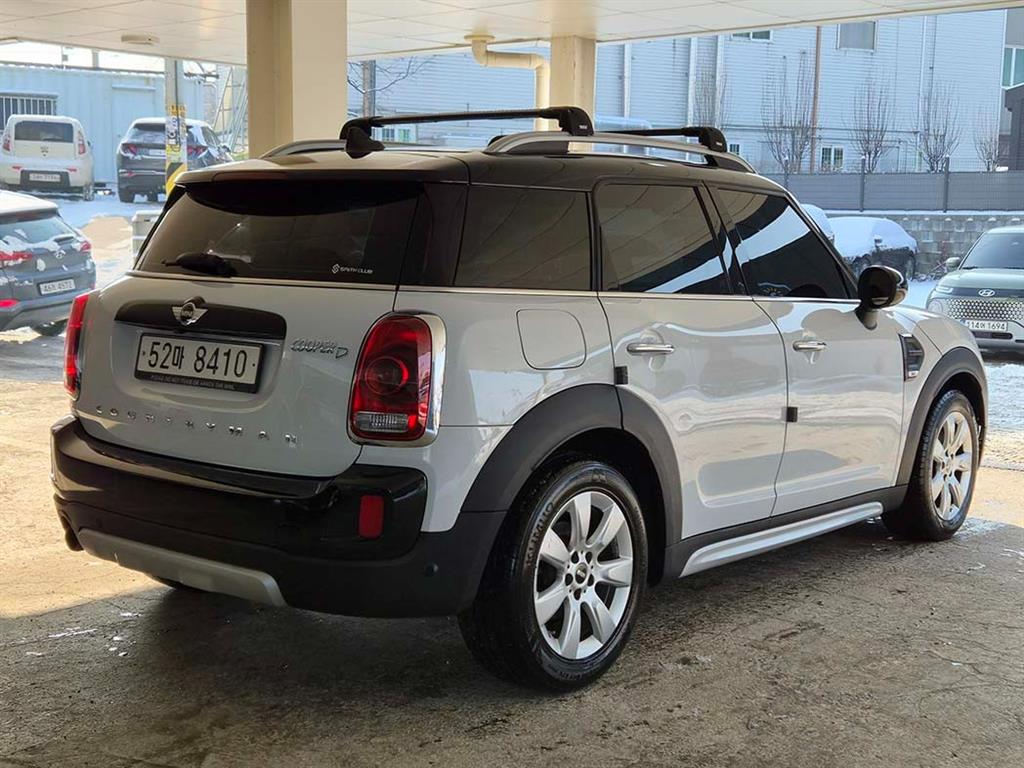 Mini Countryman - Vista 4