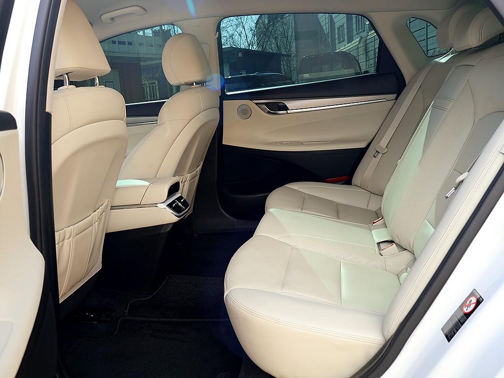 HYUNDAI Grandeur 2022 Blanco - Importación desde Corea - HF Imports Iquique - Foto 12