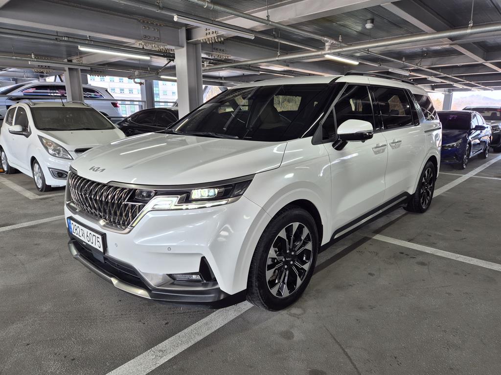 KIA Carnival 2023 Blanco - Importación desde Corea - HF Imports Iquique - Foto 1