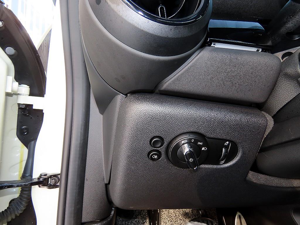 Mini Cooper - Vista 12