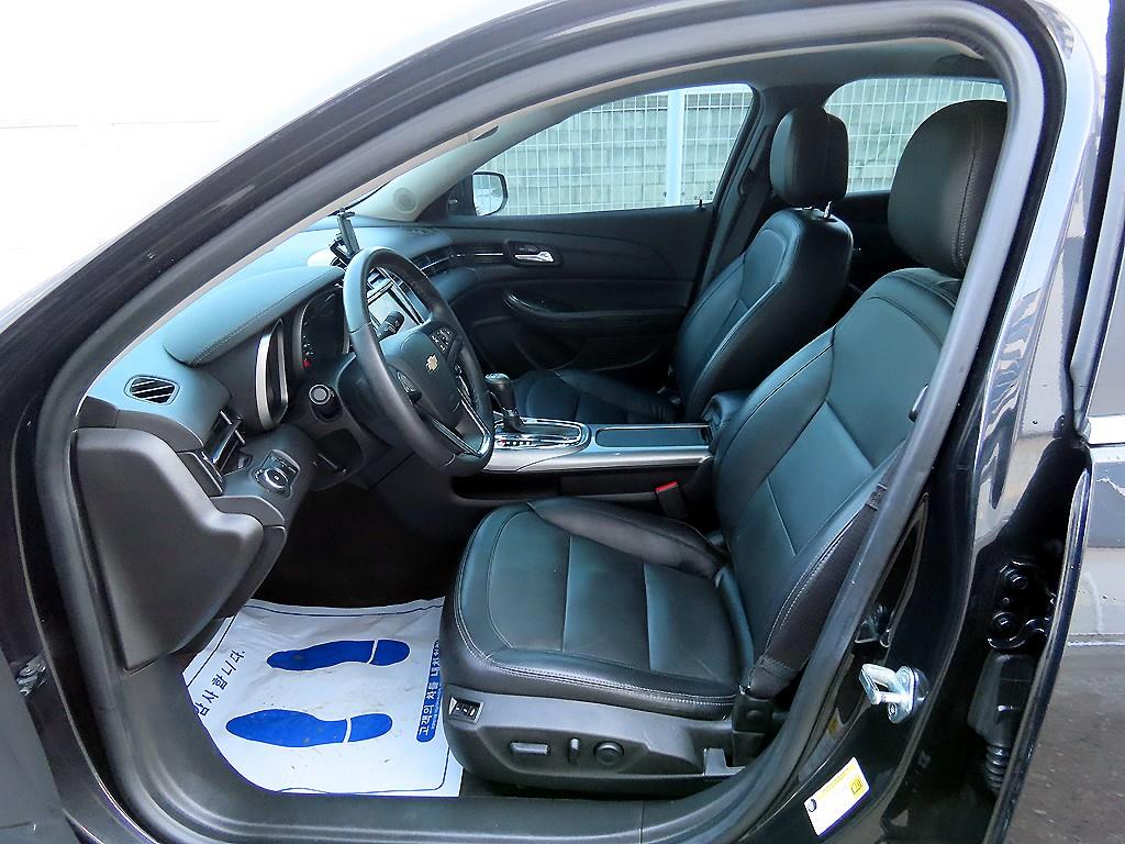 Chevrolet Malibu - Vista 5