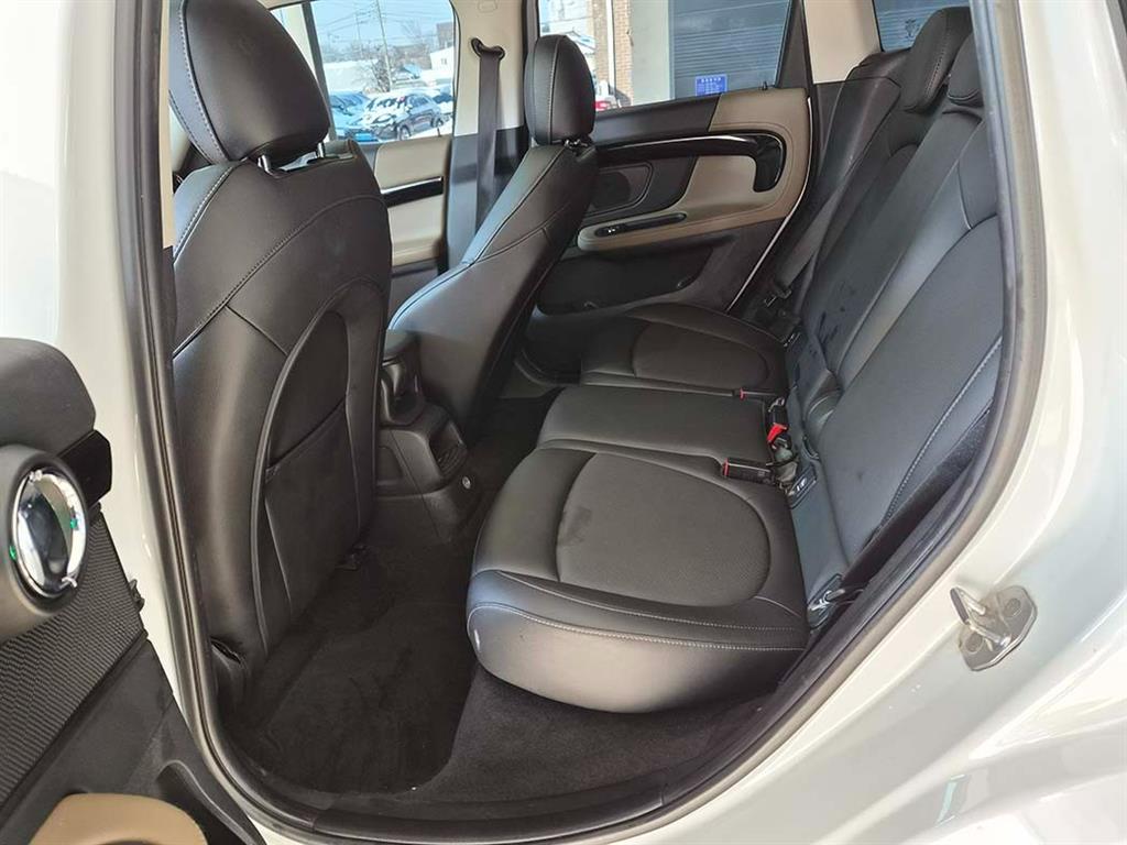 Mini Countryman - Vista 7