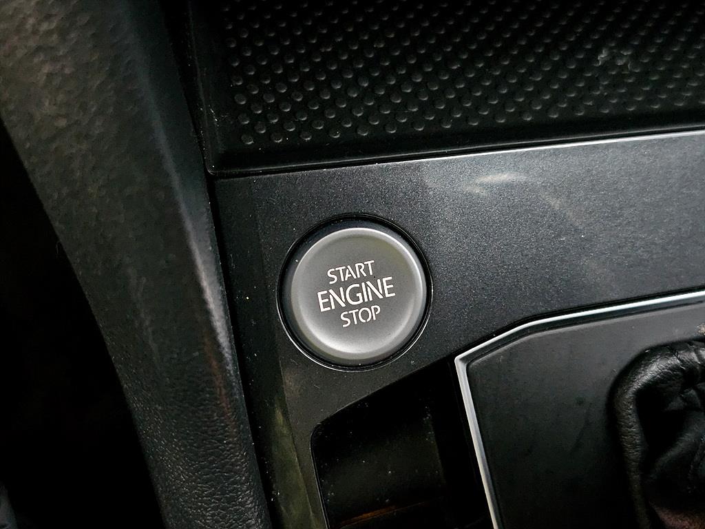 Volkswagen Tiguan 2020 Blanco - Importación desde Corea - HF Imports Iquique - Foto 14