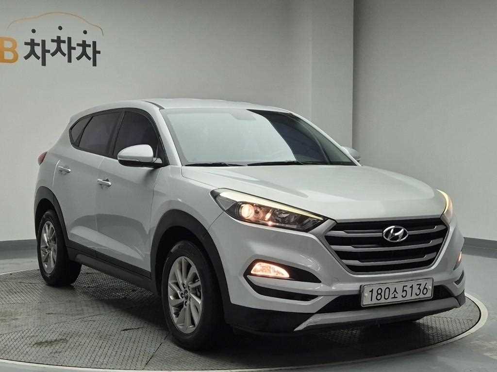 HYUNDAI Tucson - Vista 4