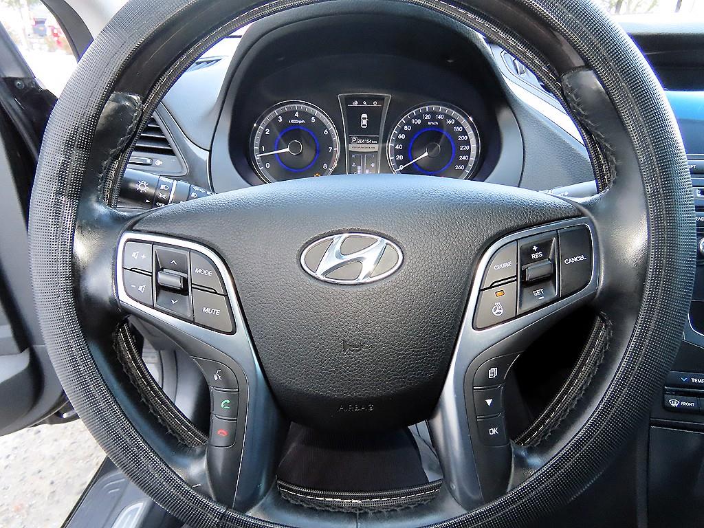 HYUNDAI Grandeur - Vista 8