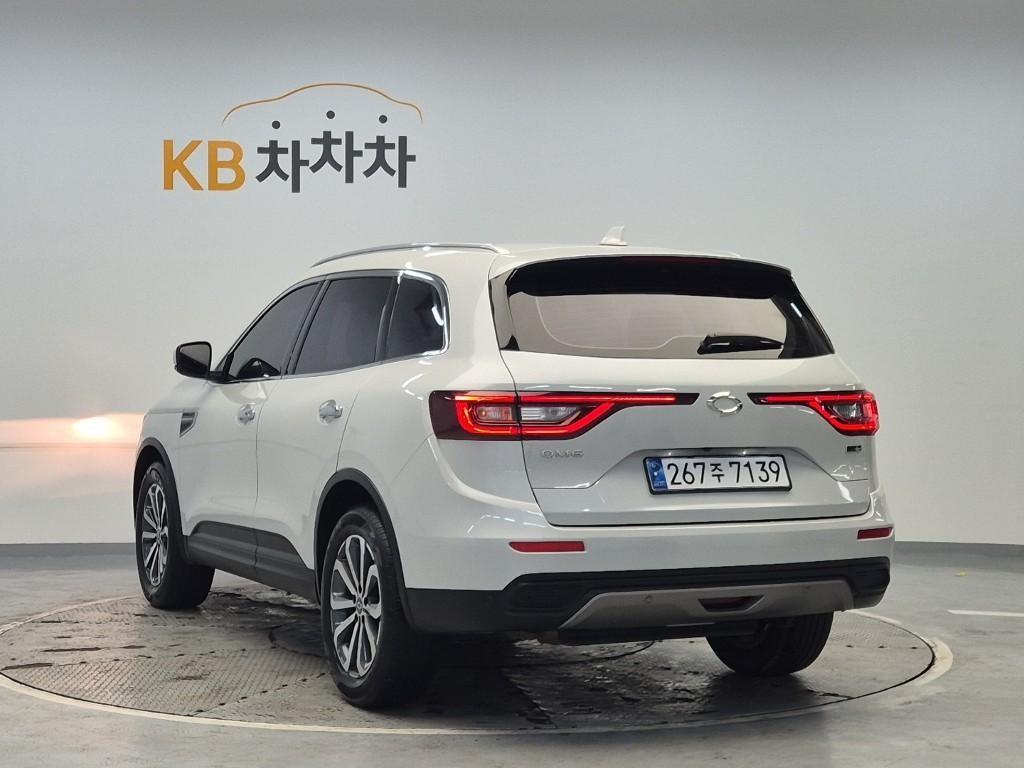 SAMSUNG QM6 - Vista 4