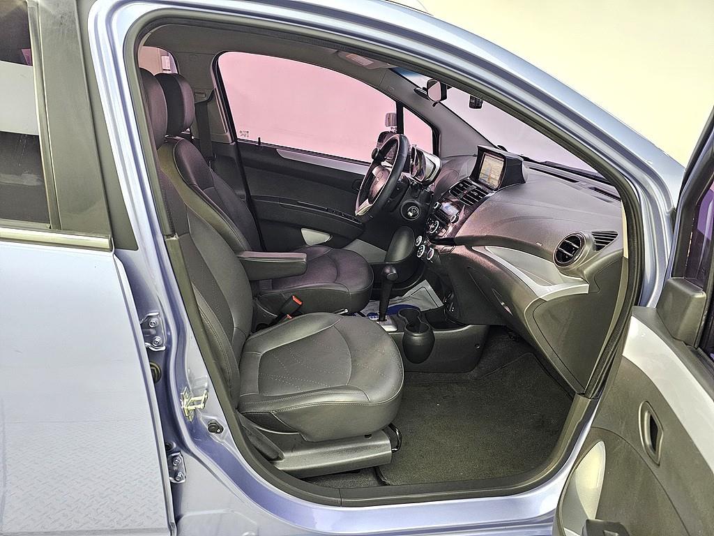 Chevrolet Spark - Vista 11