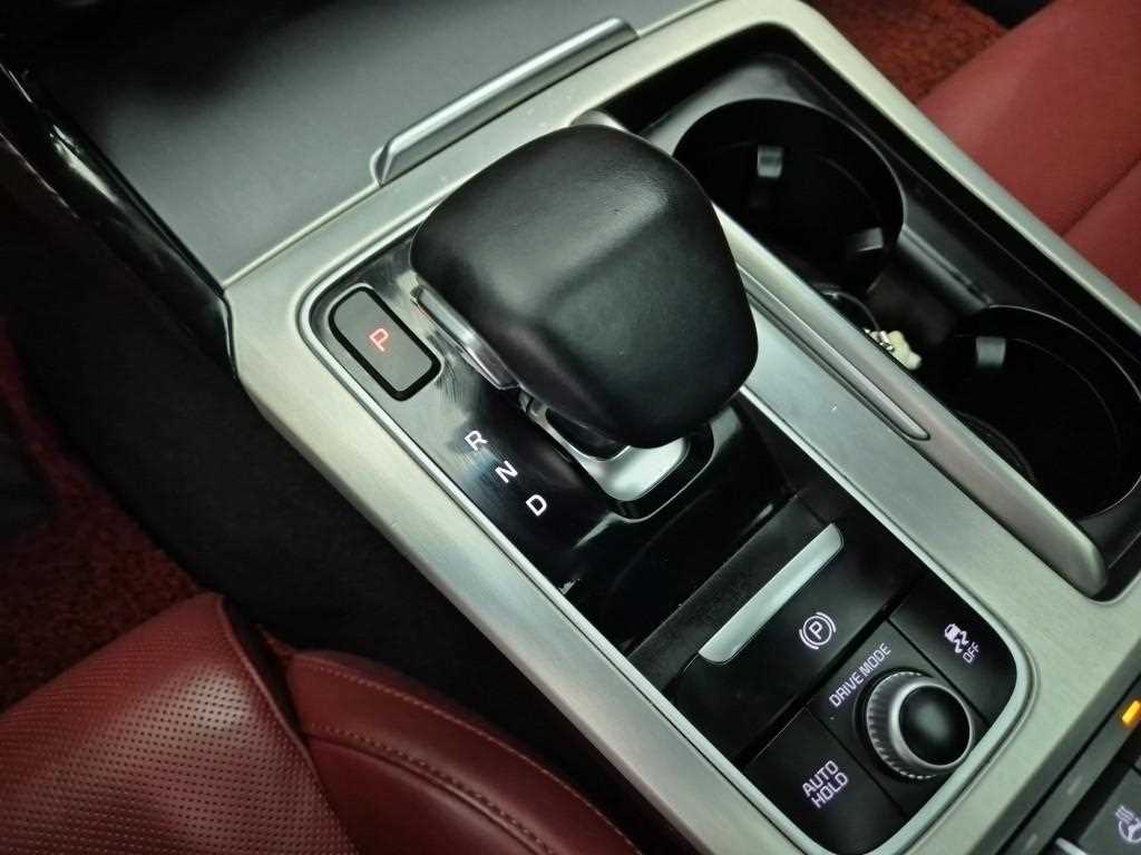 KIA Stinger - Vista 8